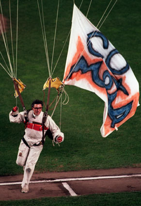 86mets_parachutte.jpg